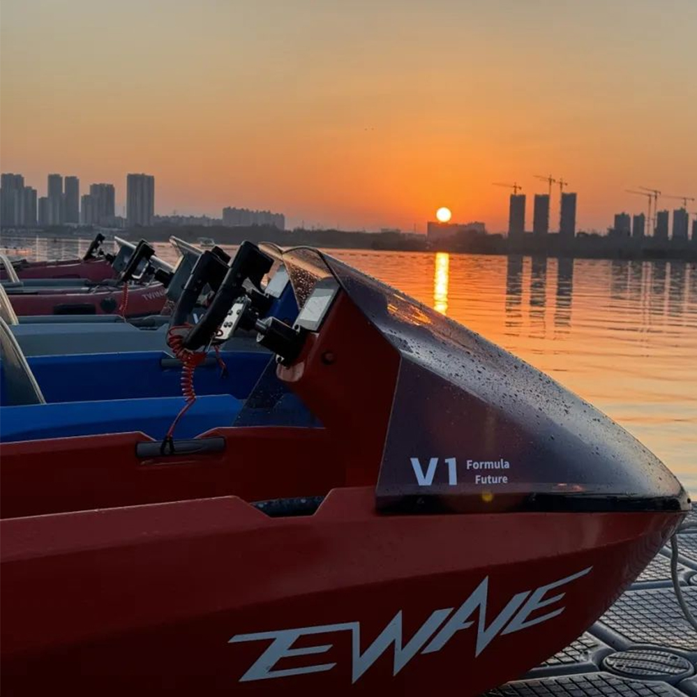 Lancha de Lujo EWAVE para Parq - Rc Boat reseña y precio